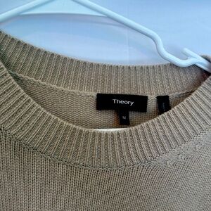 Oversized comfy Theory 100% Cashmere Sweater – Camel Crewneck – Size Medium